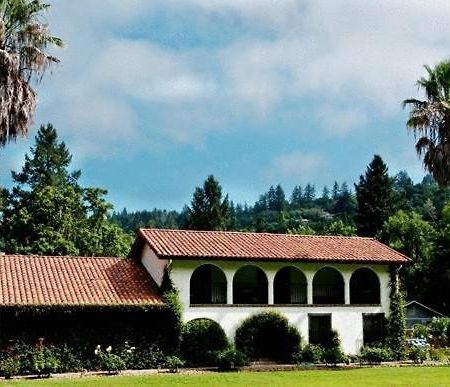 Spanish Villa Inn St. Helena Exterior photo